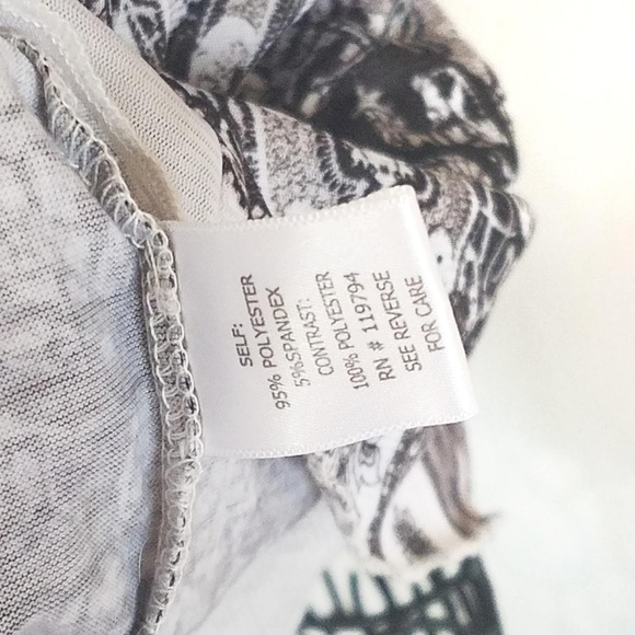 **SOLD** One World Flowing Printed Layered Top - Picture 6 of 6